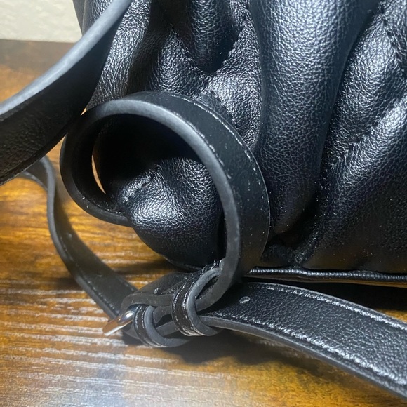 Steve Madden quilted backpack purse - Picture 6 of 11